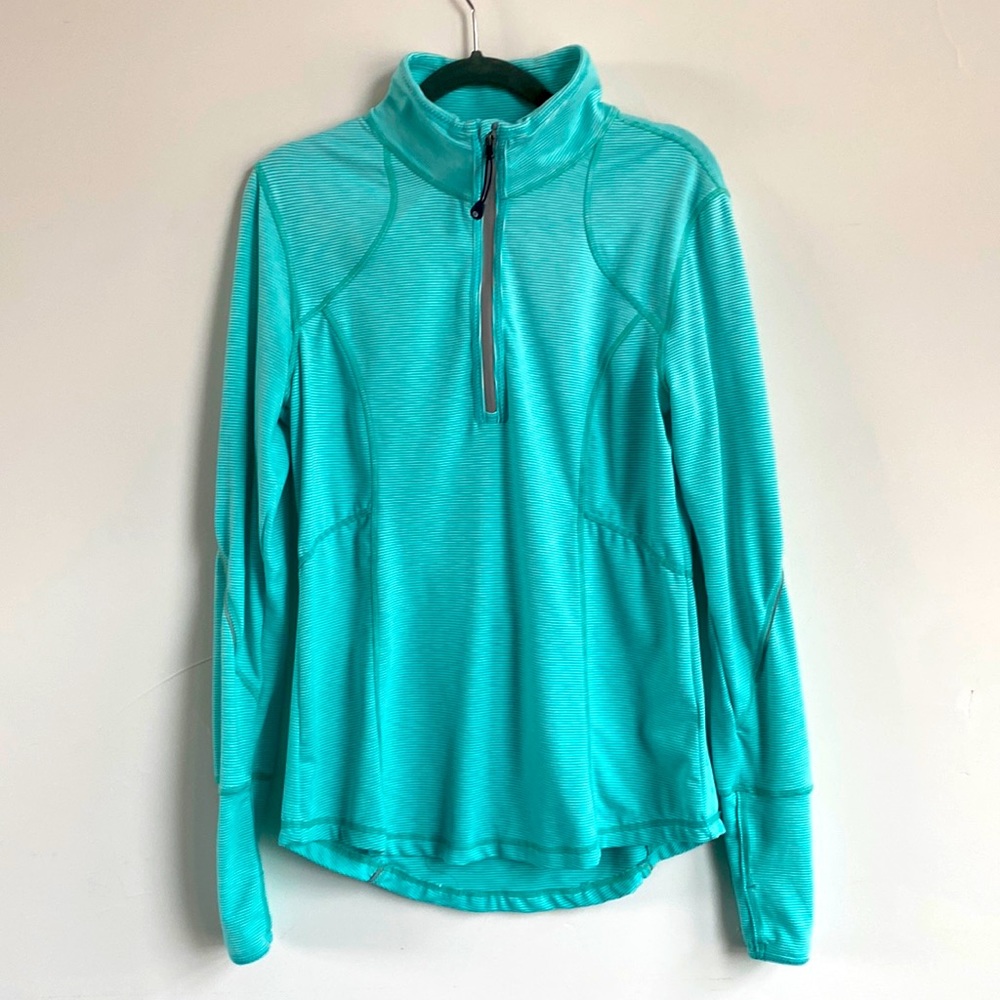 Long sleeve workout top